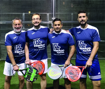 interapp-valcom-paddle-team.jpg